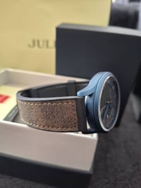 ساعة جوليوس • كوارتز ياباني • سير جلد ورابر