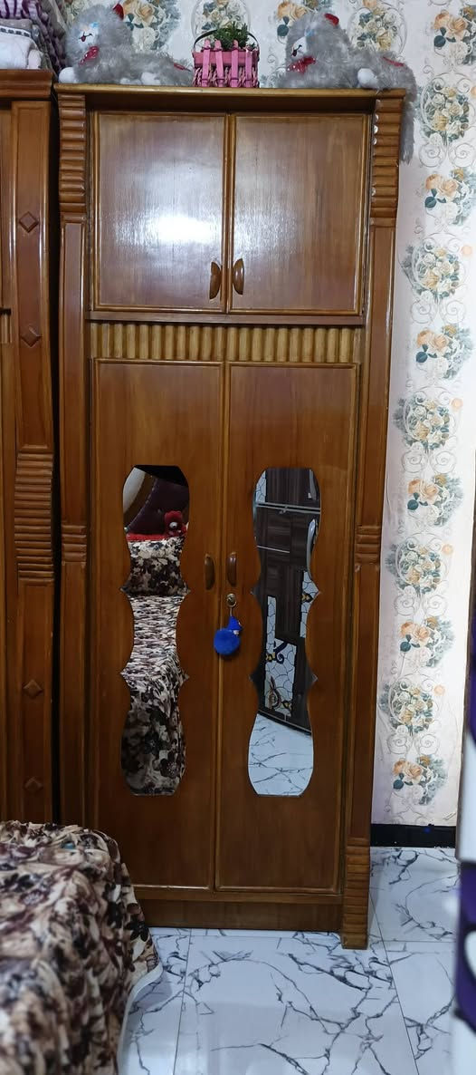 #للبيع
غرفه اخشاب صاج عراقي تزگام6ابواب كامله للحجز وللاستفسار ع رقم ***********يوجد واتساب.
