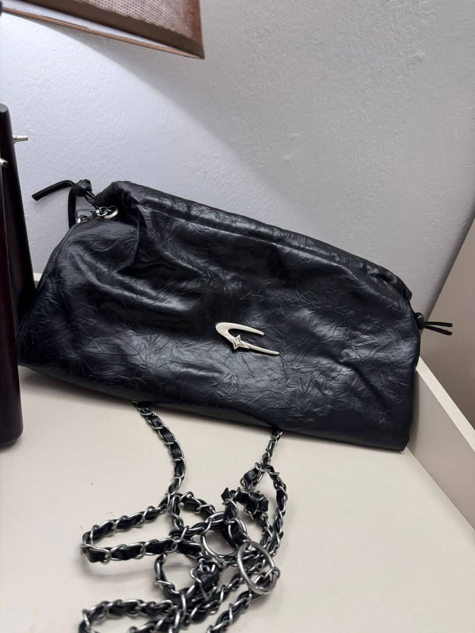 مرحبا جبت وجبه جنط من الصين وجبه راقية وجدا ممتازة بس اني عندي دوام وماعندي مجال ابيعه ومااعرف اشون ابيعهن هاي نموذج منهن اني عندي اهواي والي يريد يشتريهن هور يحدد السعر لان مااعرف ابيش ابيع لان هنه اهواي مكاني بغداد الكاضميه


**إذا كنت صاحب هذا الإعلان وتريد حذفه لأي سبب، رجاءا أرسل رسالة إلى الدعم الفني**