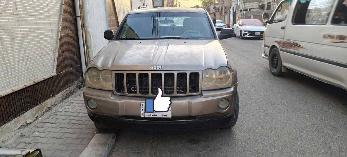 جيب لاريدو موديل 2005 
صبغ عام جماليه محرك يبخر ( تبدل محرك ) 
السياره حلوه حداديه جديده 
السعر 55 ورقه قفل مكاني نجف 
***********
