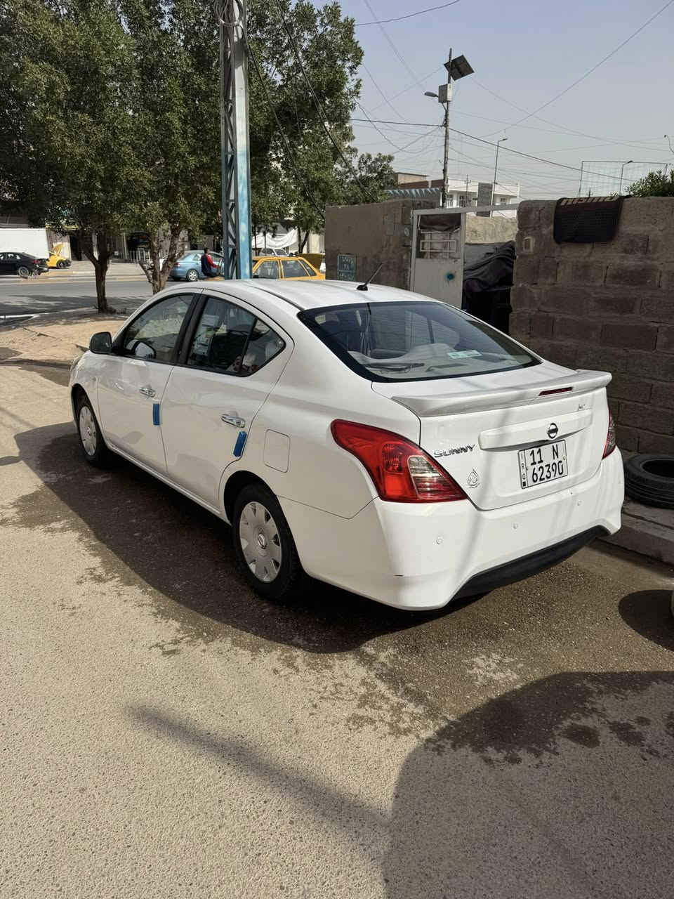 السلام عليكم ….
صني هندي 2020  بأسمي تحويل ثاني يوم مكفولة كير ومحرك وتبريد غرفتها احلى من صور ( صدر كامل جديد مع الدبلات ومشط ستيرن)  تخم تايرات جدد ادامة برمجة كاملة كهربائيات كلها شغالة حساسات وكاميرا ما بيهة نقص كاملة مكملة بوجهك للشارع 
ملاحظة (شاشة  أندرويد كاملة مع الاطار هدية للشراي)
السعر 117 رجاءأ ما ارد على تعليقات فقط اتصال
العنوان/ الدورة - شارع 60 
***********
