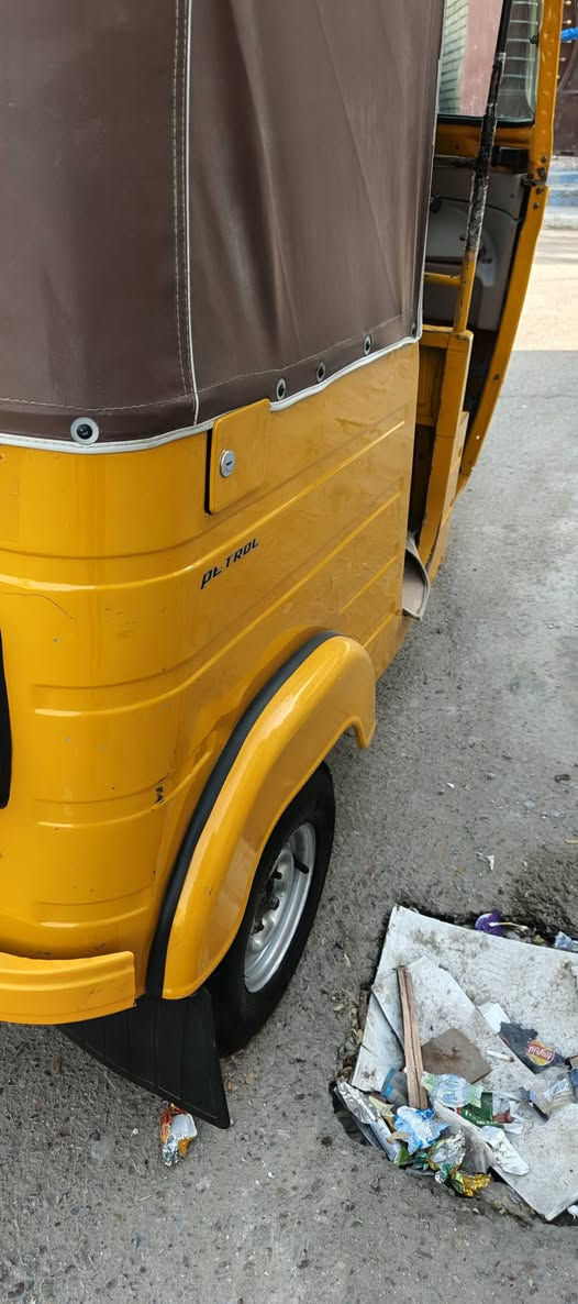 سلام عليكم تكتك مديل 2020 بسمي تكتك جديدة قطرت صبغ مابيها حته دوس بعدهن بلاديات مكفولة من تنقيص وتبخير تكتك جاهزة ربع ماتذب عليها   مكاني مدينة الصدر الأورفلي  إلي يريدها يخابرني ***********
