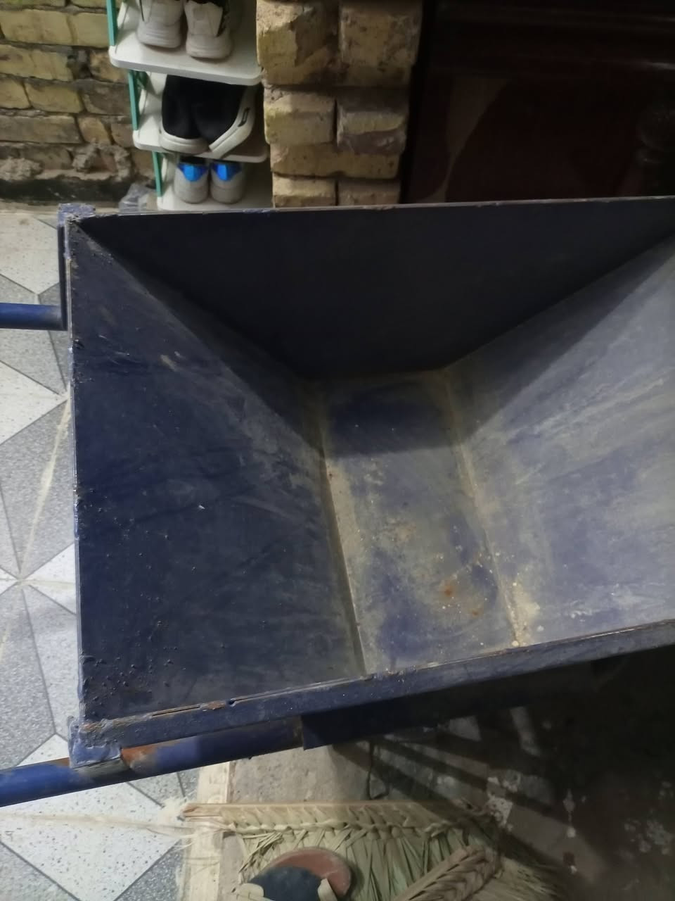 عرباين و محرك لبيع ***********
