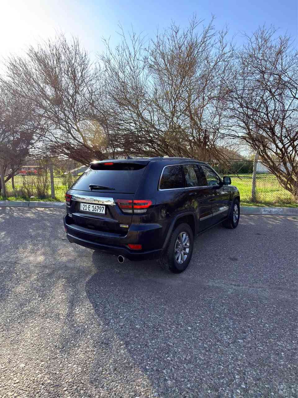 ‏بسم الله الرحمن الرحيم 

للبيع فقط ………..🙏

جيب لاريدو .2011
محرك المرغوب 3.600
تشتغل بكل بانزين عادي بدون دوانز 
ماشية 155 mi
لون اسود 
وارد امريكي 
نسبة نظافة 95‎%‎ ماشاءالله عليها حيل حلوه نظيفة 
مواصفات معروفة 
كامرة +شاشة ايباد 
كشن كهرباء 
ويل كروم 
حساسات 
تبريد قطعتين 
تحكمات 
ماشاءالله سيارة نظيفة وجاهزة من كل نواحي 
ملاحظات موجود في سونار مع المنشور تابع وخابرني ✅
رقم سليمانية جديد 
فحص هزة و براد كله جديد
شرط تحويل 

مكان سيارة 📍كركوك 

سعر 158$ بي مجال 

للأستفسار الأتصال 📞📞

***********

*********** كركوك, العراق
