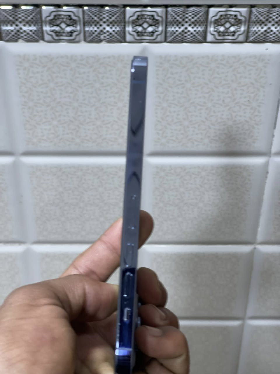 ١٣برو ماكس شرق وسط بطارية ٨٤ ذاكرة ١٢٨نضافة فول  كامل ملحقات وية سماعات ايربود هدية سعرة قفل بدون معاملة ٦٦٠ 
***********
