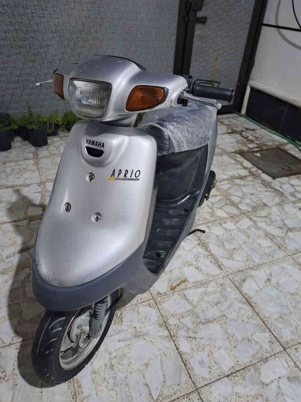 دراجه بطة لون رصاصي للبيع
كلشي شغال دراجه حلوة اخت الجديد 
مكينة صوت ناعم ما ينسمع 
اشاير لايت كلشي شغال ما بيها اي نقص تجي تفحص 
وتشوف بيها ورقة شراء  مكاني كربلاء السناتر 
سعر ٦٠٠ قفل قفل
***********
تواصل واتساب او اتصال فقط❤
