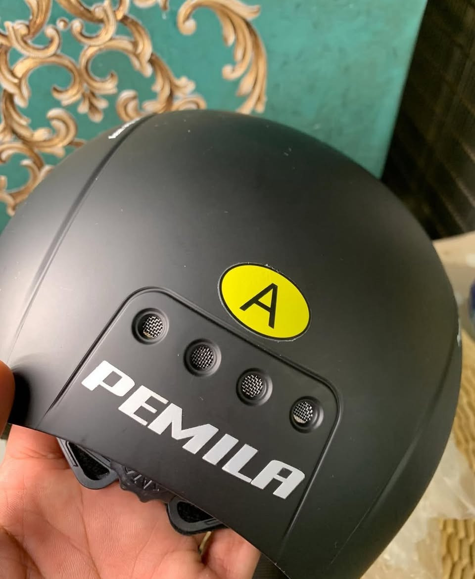 خوذة امزون اصليه كوالتي عالي جديدة السعر 20 الف مع التوصيل قفل


**إذا كنت صاحب هذا الإعلان وتريد حذفه لأي سبب، رجاءا أرسل رسالة إلى الدعم الفني**