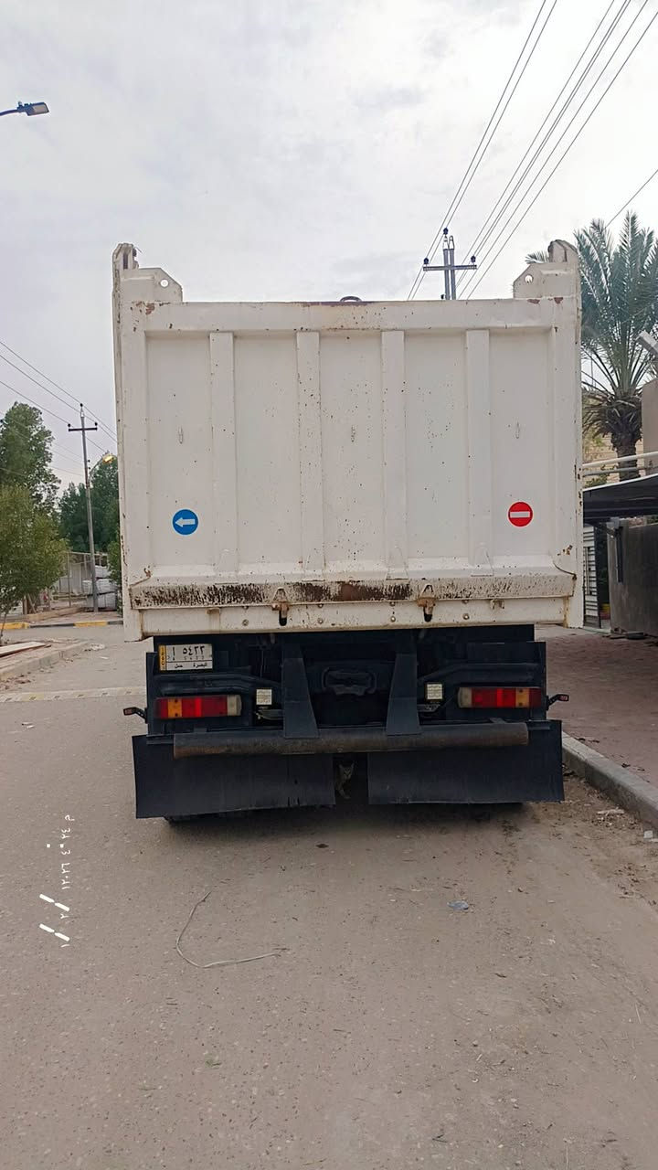 سكانيا موديل 2004 اصل رقم بصره بأسمي  مكفوله كفاله عامه تخم تاير مكينه 6 انجكتر  گير 900 مجموعه خفيفه ***********///***********
