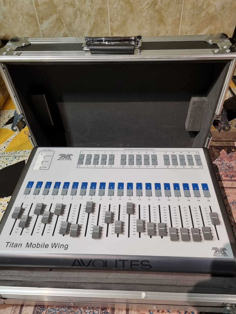 Nwe bakar nahatwa 320 hazar 
جديد أصلي ٣٢٠ الف أربيل, العراق


**إذا كنت صاحب هذا الإعلان وتريد حذفه لأي سبب، رجاءا أرسل رسالة إلى الدعم الفني**