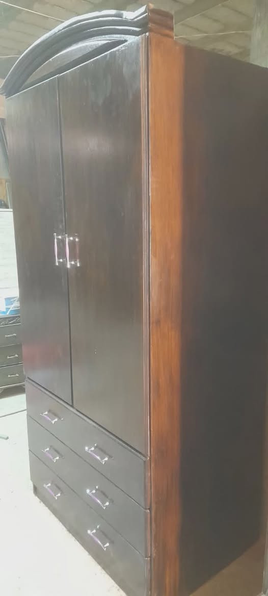 خزانه بابين و٣ دروج 
ان دي اف 
ارتفاع ٢٢٠
عرض ١٠٠
غماقه ٦٨ 
ودقق عالقياسات منيح 😉
السعر مليون و١٠٠ منهي  تواجد التل 0936256023


**إذا كنت صاحب هذا الإعلان وتريد حذفه لأي سبب، رجاءا أرسل رسالة إلى الدعم الفني**