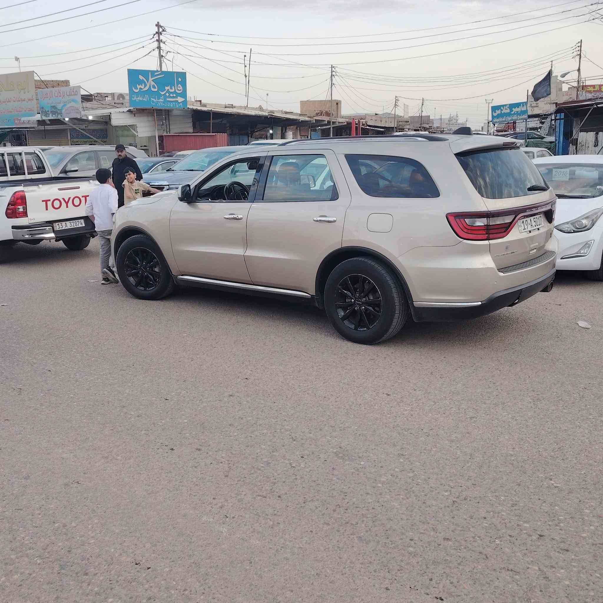 دورنكو ١٤  محدثه ٢٠ رقم انكليزي كربلاء بسمي بيها اربع قطع بدون دواخل السيارة ماناقصها اي شي كير محرك مكفولات على الفحص السعر ١٧٥ بيها مجال بسيط جدا مكان السيارة بالمشرح للاستفسار واتساب ***********
