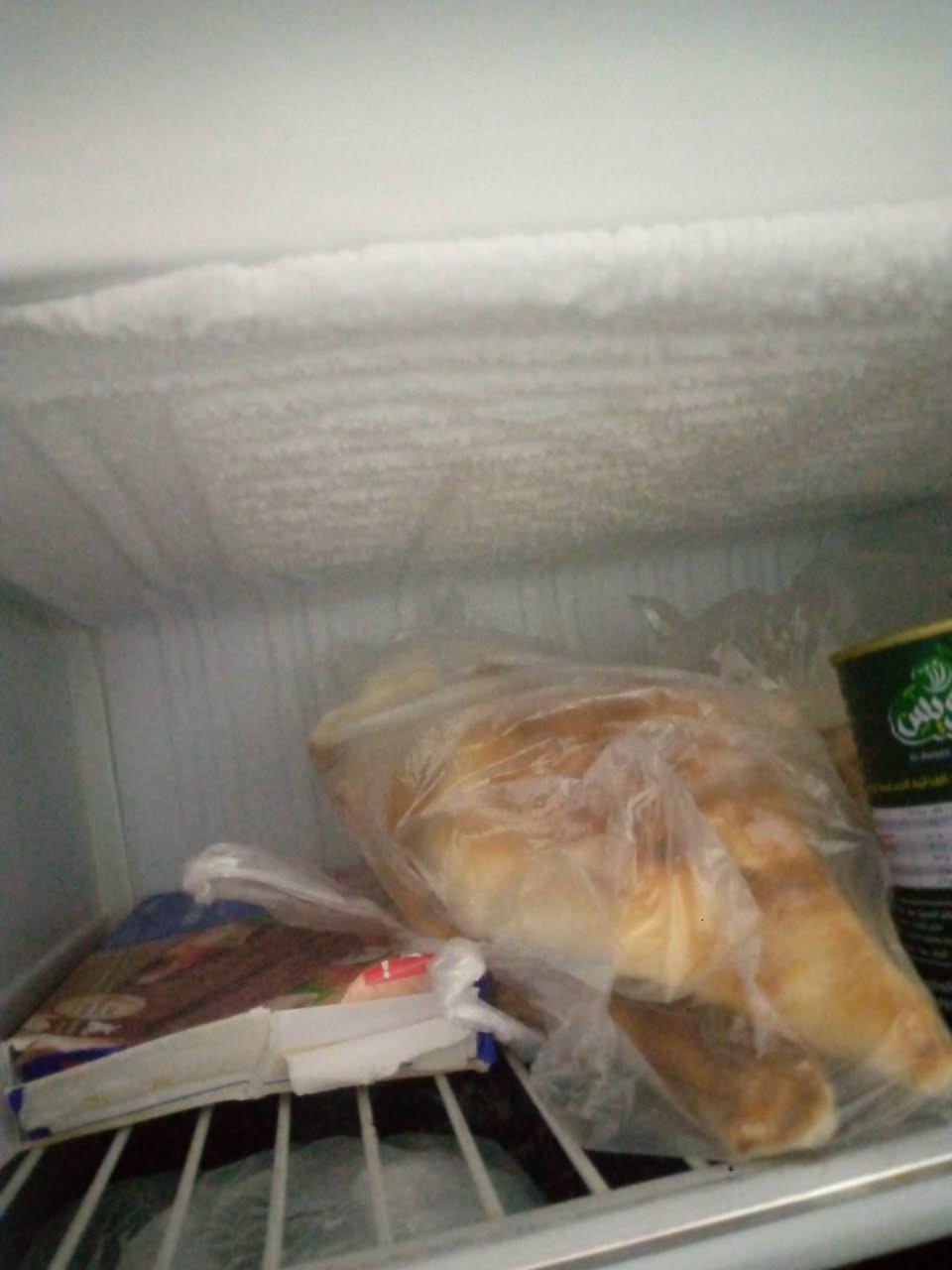 ثلاجه البيع نضيفه
السعر 150
رقم الهاتف ***********
