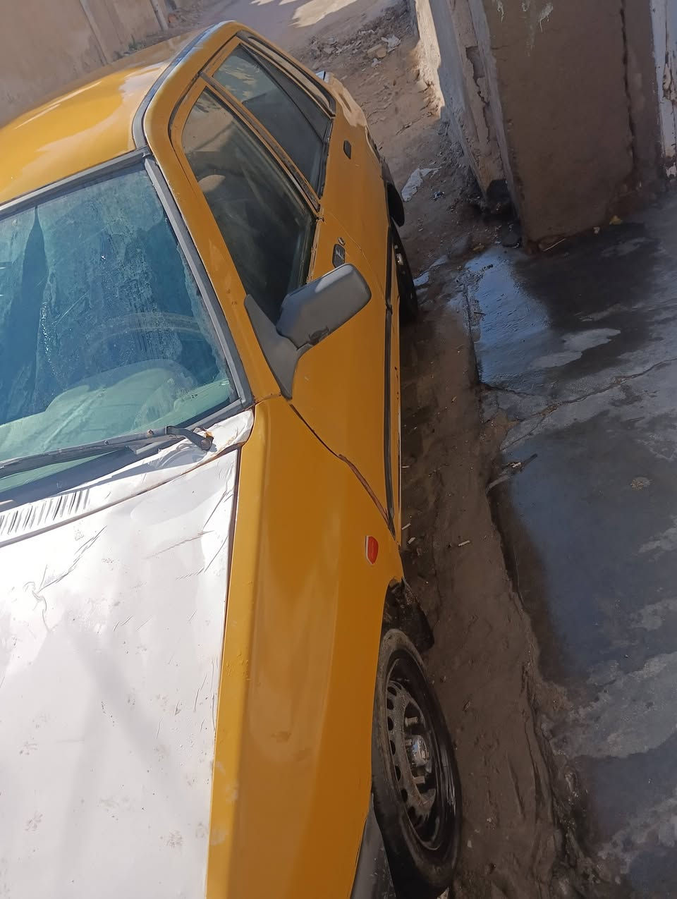 سلام عليكم سابيه البيع موديل 2013سنويه ماصاقطه مكينه وكير خير من الله مكان سياره  كربلاء سعره 12. *********** بدون راعي
