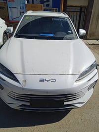 BYD سونك بلس 2025 زيرو112كيلو متر للشحنه الواحده بطاريه كبيره سقف بانو...