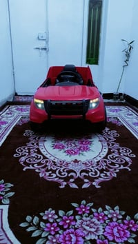 سياره شحن نضيفه ما بيه عطل فقط شاحنه انكطعت تجي بدون شاحنه سعره 40 وبي...