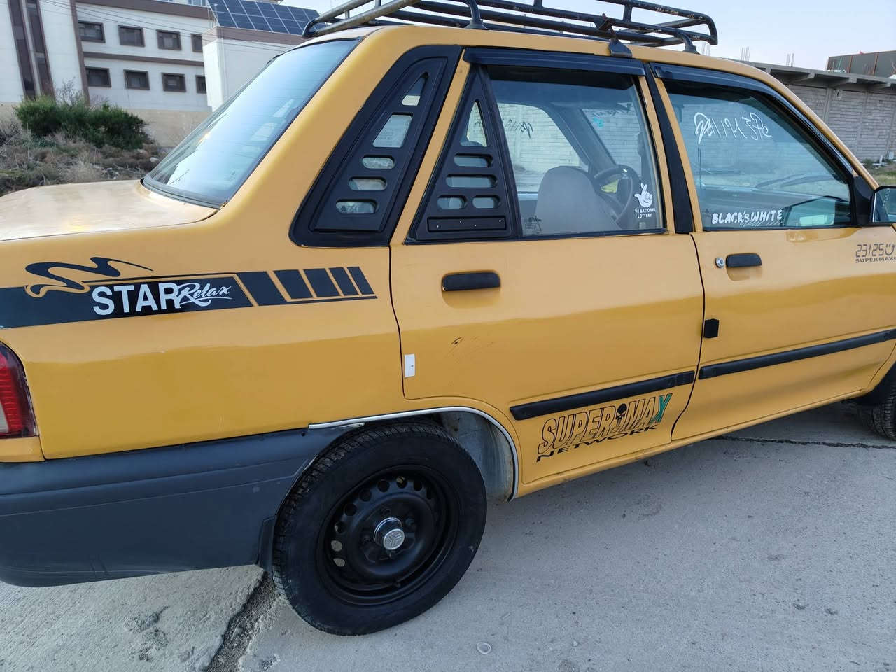 السلام عليكم سايبه للبيع موديل2011 كير مكينه شرط طخم جديد تواير نضاف شاصي اليمين  مصلح فقط وايرمنيه شغاله هيئه مصفره شرط الوكالة والتحويل سنويه شهر 8/2026
السعر 25ويرهم مراوس باله
***********
