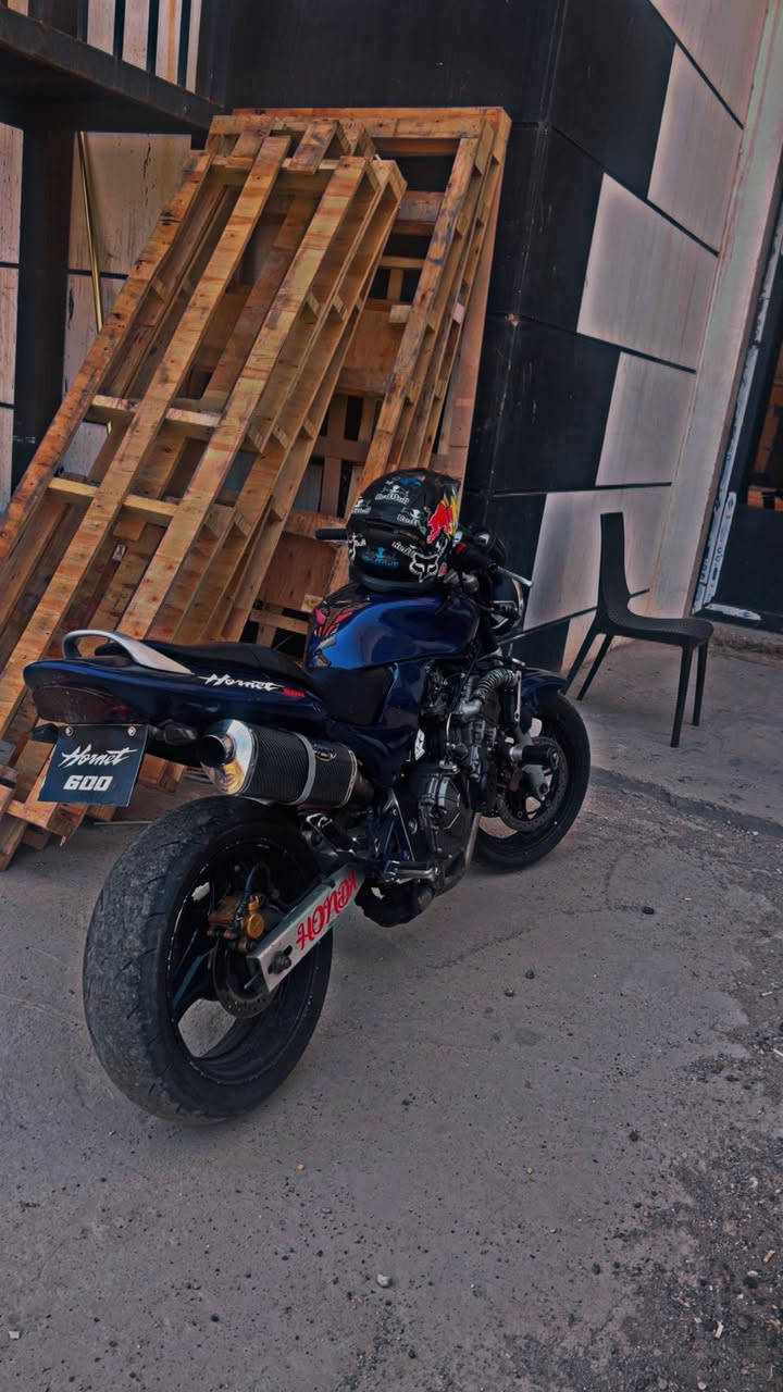 يسم للّٰه الرحم الحيم
السلام عليكم...
HONDA HORNET 6O0 SFO
أوراق و كمرك كامل
الدراجة وارد يابان نظيفة جداً
كفالة كير محرك كهربائيات
الدراجة نشطة كلش بطناش 1.2.3
مابيها اي نقص و مسويلها ادامة بلكات وفلتر و باتري كله جديد
(يعني انسى شي اسمه عطل)
وبيها كم شغلة رياضية و ترتيبات التزويد و الاضافات :
ستيرن تزويد ماركة rizoma
لواصق كاربون فايبر
لايتات زنون و هالوجين
LED اشاير
صالنصة ماركة Laser صوتها طرب فا و بيها طلقات
دهن جديد
MICHELIN تاير ميشيلن
الدراجة كاملة مكملة و كلشي بيها شغال 100
مكان الدراجه بغداد الدوره 
السعر خاص 
***********
ممتواجد عل فيس

