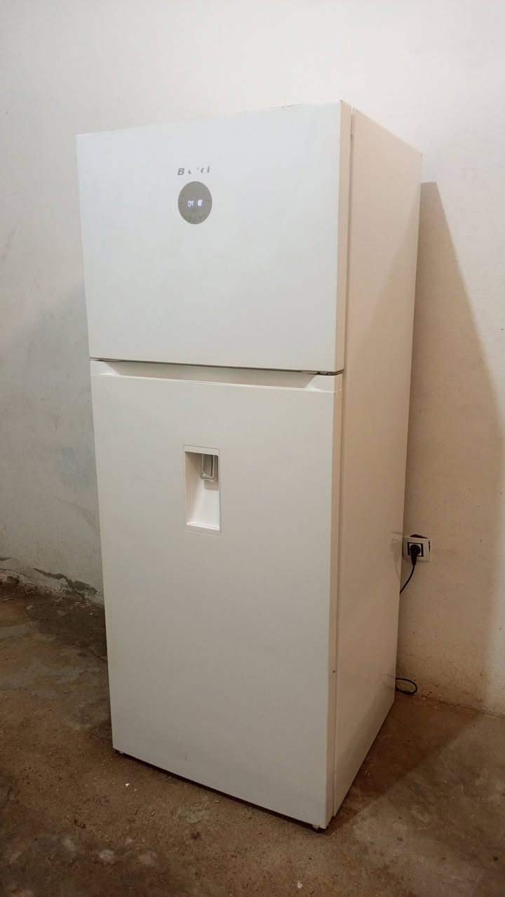 Réfrigérateur Brond 600 litres, sans givre
0792124668


**إذا كنت صاحب هذا الإعلان وتريد حذفه لأي سبب، رجاءا أرسل رسالة إلى الدعم الفني**