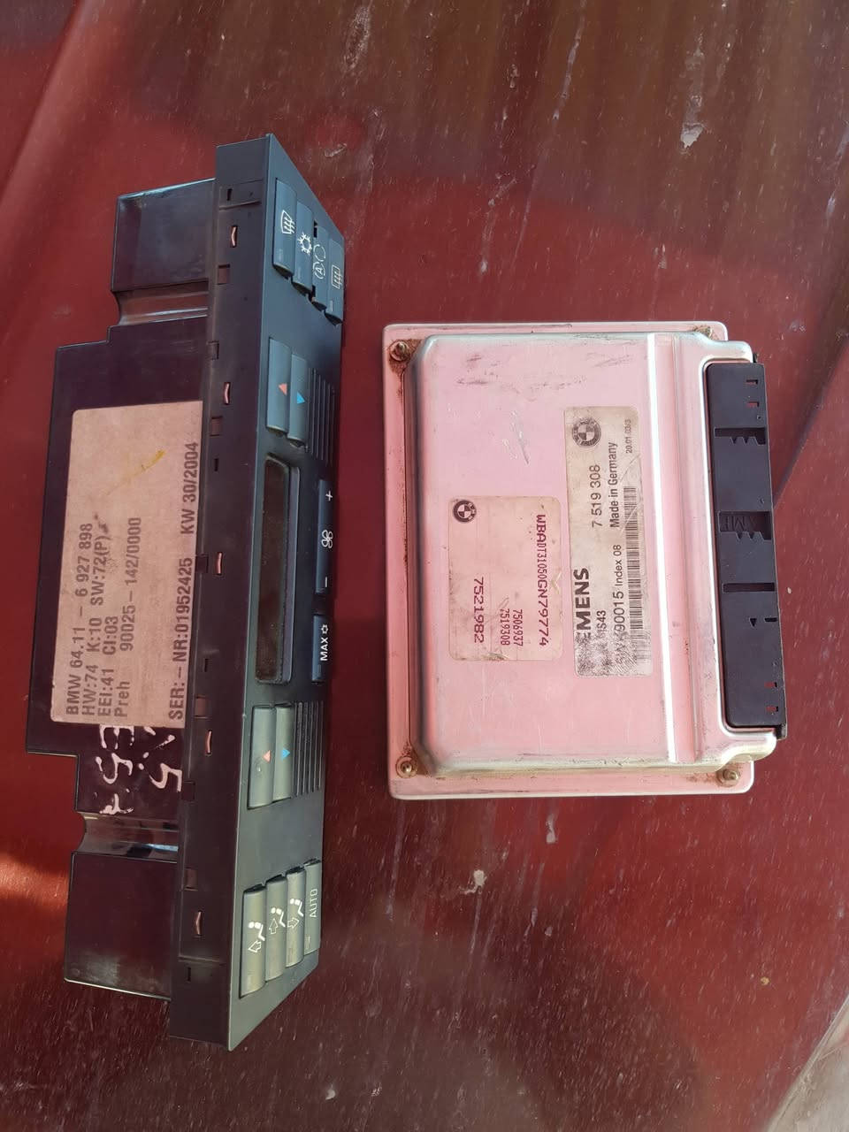 مال صقر شغالات للبيع محرك ٢٨ دبل فانوس


**إذا كنت صاحب هذا الإعلان وتريد حذفه لأي سبب، رجاءا أرسل رسالة إلى الدعم الفني**