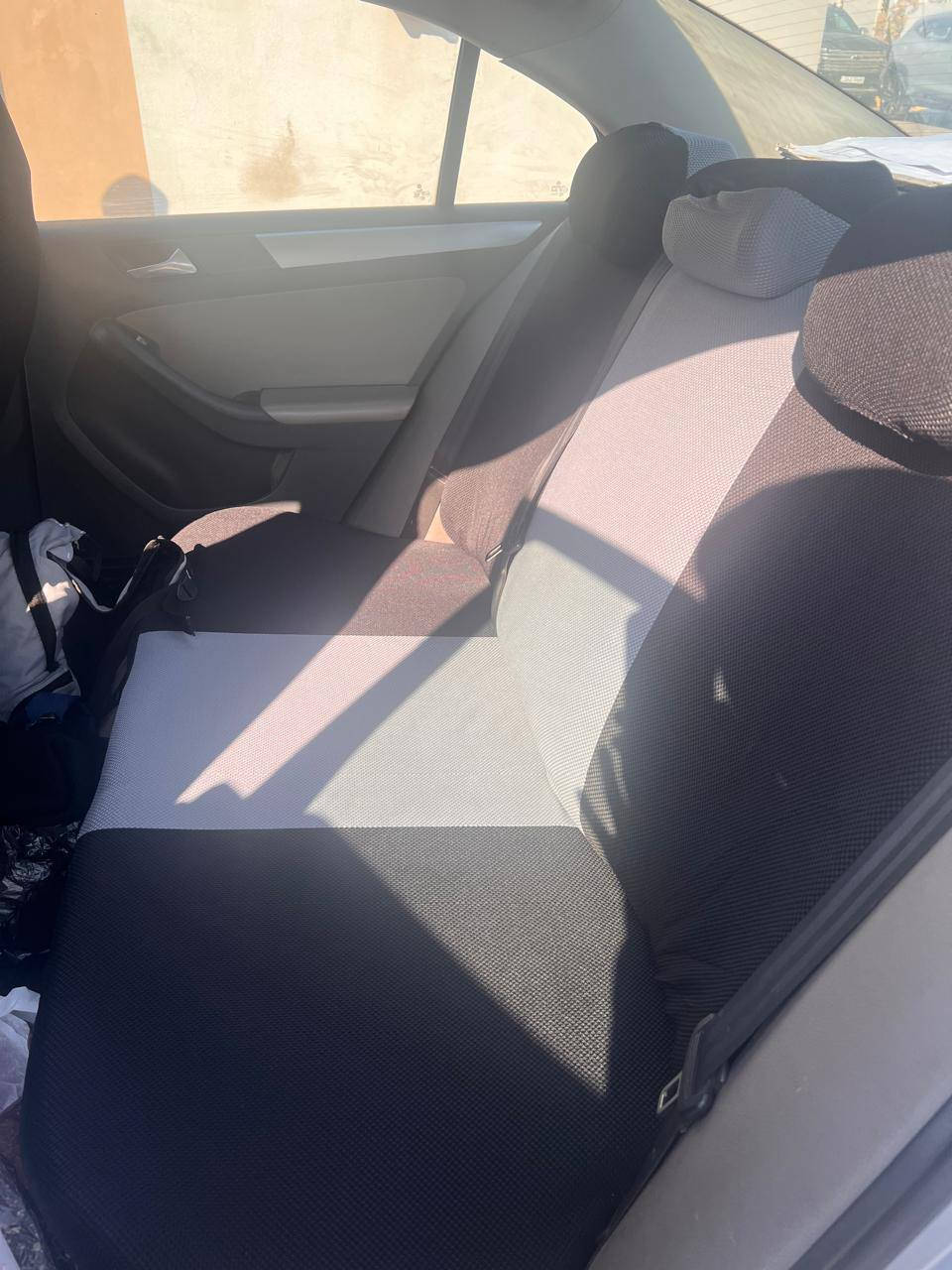 للبيع 
سيارة جيتا موديل 2014 وارد خليجي محرك 2000 المرغوب  بدون تيربو السيارة نظيفة كلش أبيعه كلين 
للتواصل *********** كركوك, العراق
