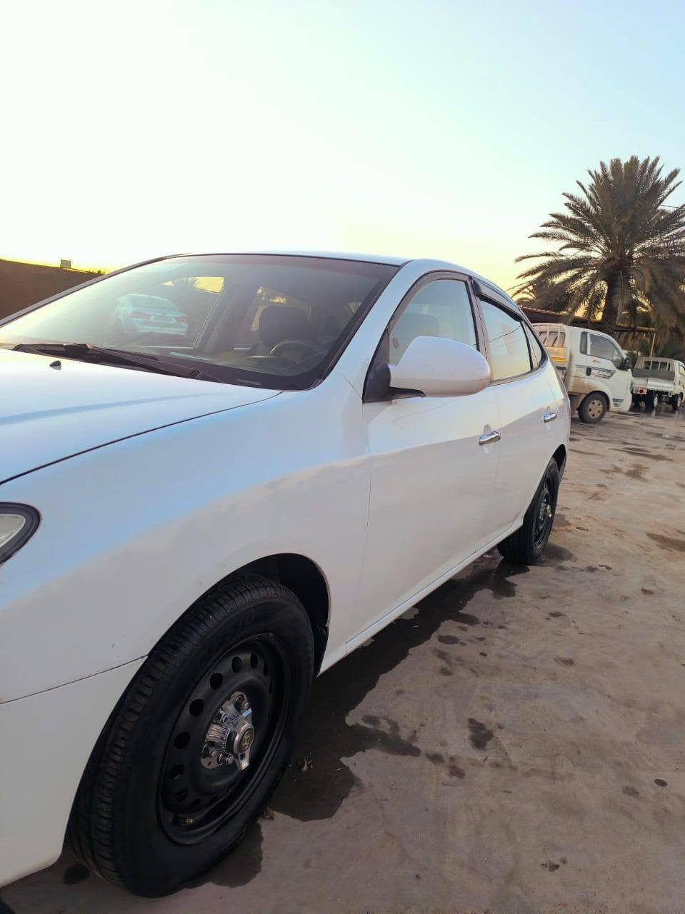 سلام عليكم اخوان
للبيع النترا موديل ٢٠٠٨ بغداد لون ابيض محرك  2000سياره جاهزه مديومه بالكامل ماتصرف عليها السونار مرفق مع الصور 
السعر ٩٩ بيه مجال حق الجيه 
رقم الهاتف 
***********
