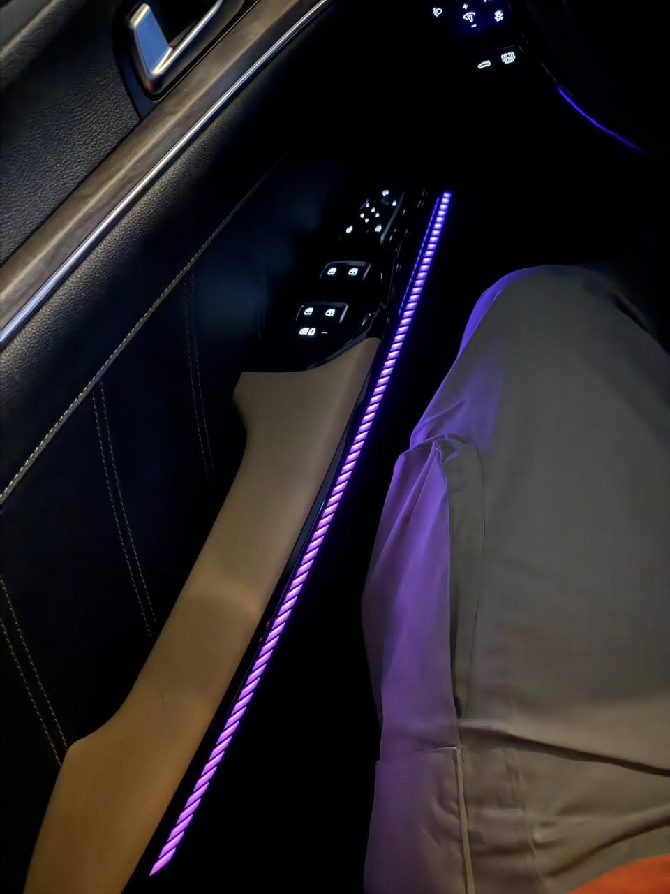 كي فايف k5 هايبرد موديل 2022 VIP وارد كوري مكينه 2000 دوش  كير اي تي  كفاله كير او مكينه ماشيه 57 الف كيلو داخل بدون حادث بس بل عراق صار بيها صبغ بجم اوبارد جاملغ خلفي تخم تاير اصلي جديد قبل اسبوع شديته السياره كامله حته امبولشه السياره مواصفات خاصه 5 كامرات تمشي بل ريمون كير ماوس كشنات خلفي امامي تدفها تبريد استيرين هم هيتر اناره كزاز ابلادي متغير صاج دشبول او بيبان بردات ابلادي داته شو بانزين عادي تسحك اهواي مواصفات بعد 
رقم الهاتف ***********
السعر 165 وبيها مجال
