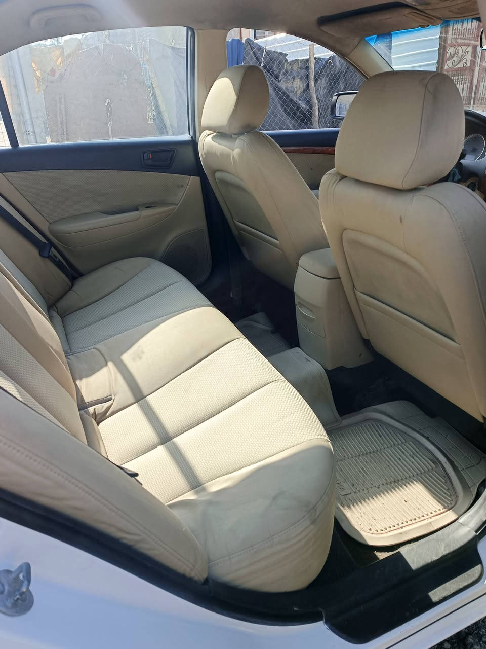 سوناتا 2009مكينه 2400سياره مكفوله عده ثلاث قطع خلفيه والباقي كفاله رقم بغداد سعر 113مكان المحمودية ***********/***********
