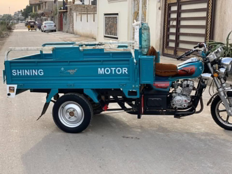 السلام عليكم شباب ستوته 2023 مكفوله بلاديه نضيفه اخت الجديده السعر 600قفل  تفاصيل أكثر اتصل وبيك خير وتدلل ***********
