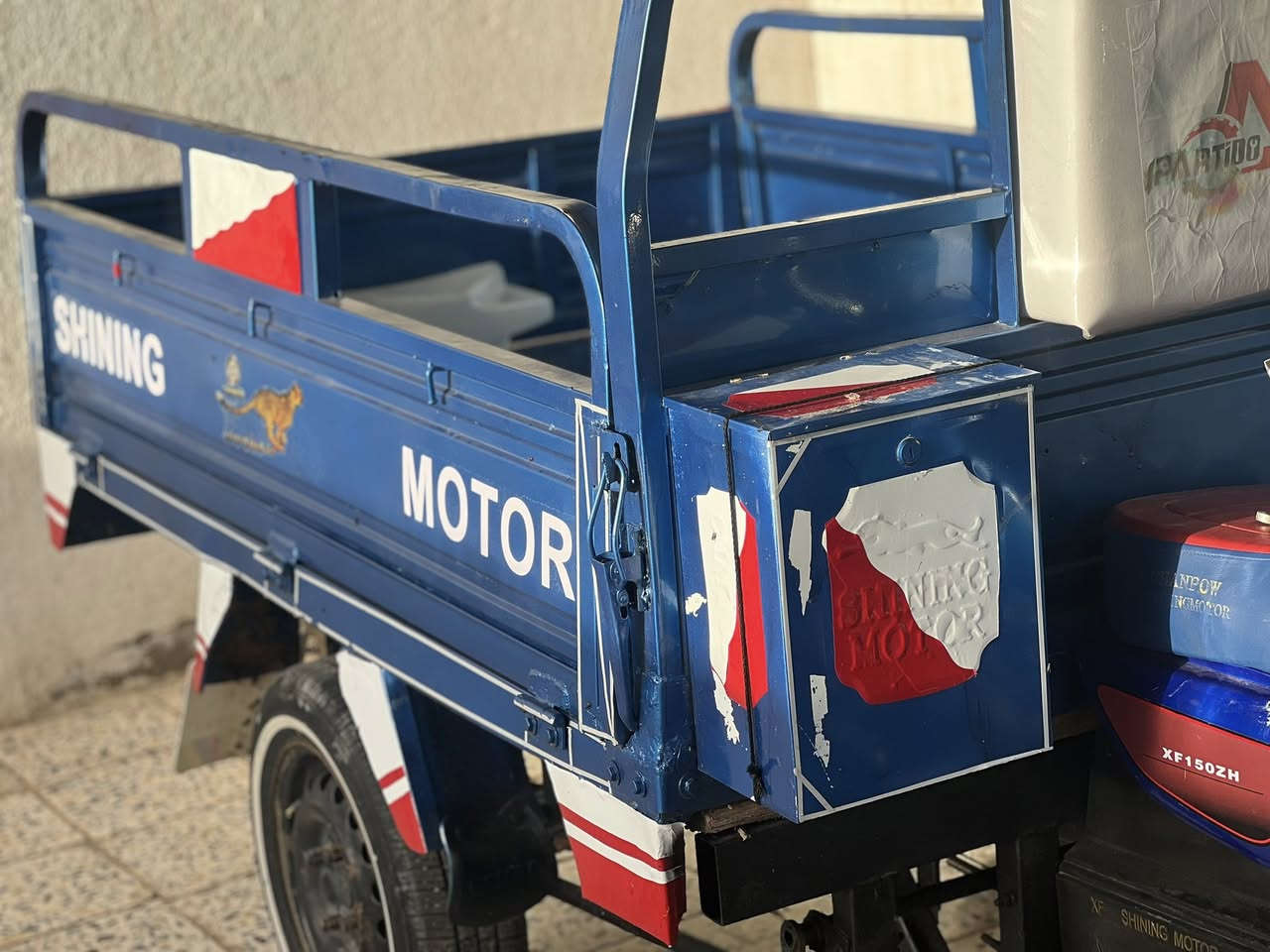 سلام عليكم ستوته البيع وكيل الحيدري
سعر 1600 وبيه مجال ***********
