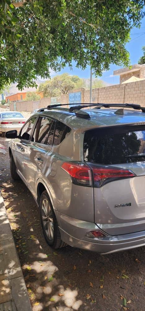 رفور موديل 2017 
فل كامل بلاتنيوم بترول
خمس كيامرات 
ماشيه 62 الف 
بضاعه من المعدوم 
مجمرك مرتين جاهز 
السعر 18 الف دولار 
للتوصل 770701171


**إذا كنت صاحب هذا الإعلان وتريد حذفه لأي سبب، رجاءا أرسل رسالة إلى الدعم الفني**