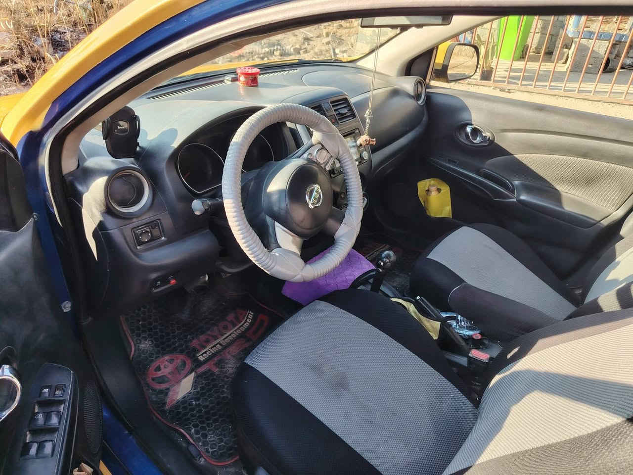 للبيع نيسان فيرسا مديل 13رقم بغداد نكليزي بيهه ضربه جاملغ الخلفي جهت السايق الباقي مكفول مكينه كير حداديه تخم تاير تبريد السعر 75وبيهه مجال *********** المكان الديوانيه
