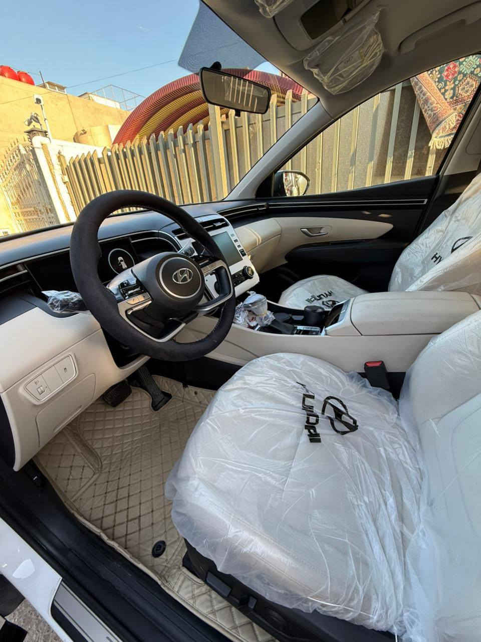 السلام عليكم
للبيع هونداي توكسان 
موديل 2024 فول مواصفات عدا البنراما 
ماشية 34 الف 
مكفولة كفالة عامة من الصبغ
عدا بارد كد اصبعين بقبق الجنطة 
مسويلهة صيانة كاملة دهن وفلاتر  كاملة وتايرات جديدة السيارة مناقصهة اي شي الحمد الله 
رقم اربيل مميز وبأسمي تحويل مباشر 
السعر    ✅ اتصل وتدلل 
للاستفسار 
‏‪0776 587 2579‬‏ اتصال او واتساب 

Auto Park/
اوتو بارك
