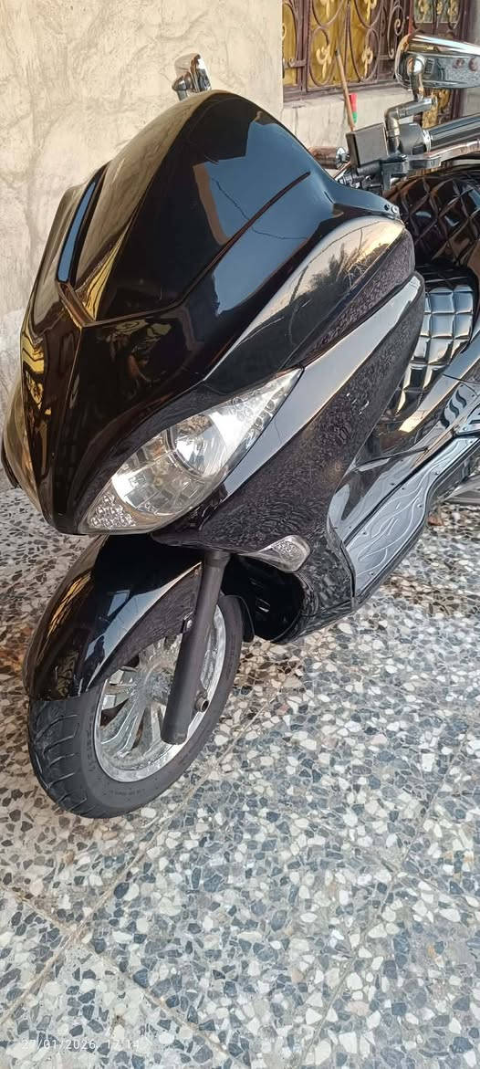 السلام عليكم اخوان هاي فورزه صفر عشره فول مواصفات رياضي استيرن رياضي ويل كروم تجوه الدراجه رمبه
مكاني بغداد زعفرانيه ***********
