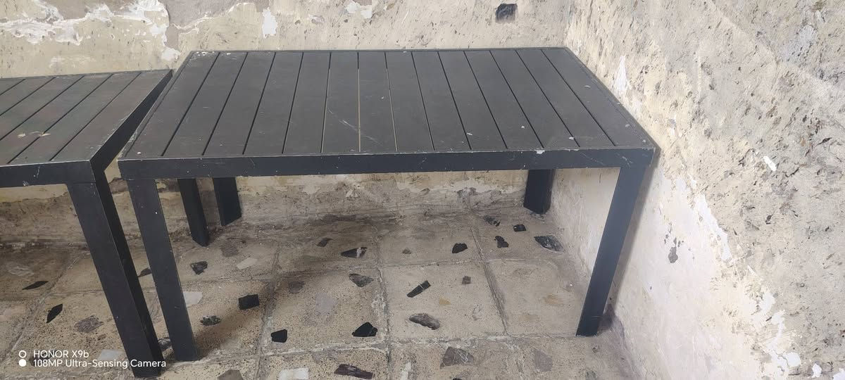 للبيع ميزين طعام من المنيوم القوي جديد غير مستعمل بغداد مدينة الصدر السعر ٢٥٠ مبايل ***********
