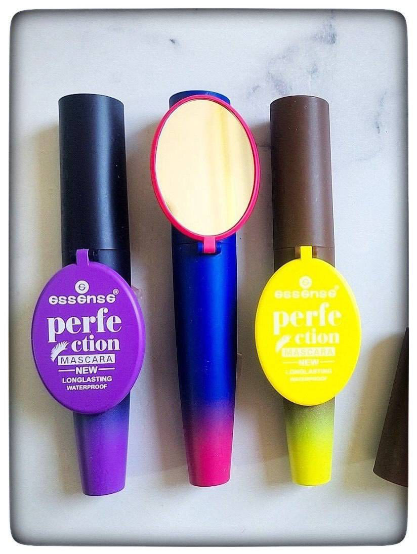 مسكارا الوان من كيسس بيوتي Kiss Beauty 💕💕

وضوح اللون وكثافة عالية واهم شي انه هي waterproof ضد الماء يعني ثباتيه عالية 

ترفع الرمش وتطوله بشكل كلش لطيف وحلو ❤️‍🔥❤️‍🔥والاحلى تجي وياه مراية صغيرة 😍
اللوانه / ازرق + اسود + اخضر+جوزي

ملاحظة❗ عن تجربة شخصية تجنن تكثف وتطول وسواد فاحم ضد الماء وثابتة


**إذا كنت صاحب هذا الإعلان وتريد حذفه لأي سبب، رجاءا أرسل رسالة إلى الدعم الفني**