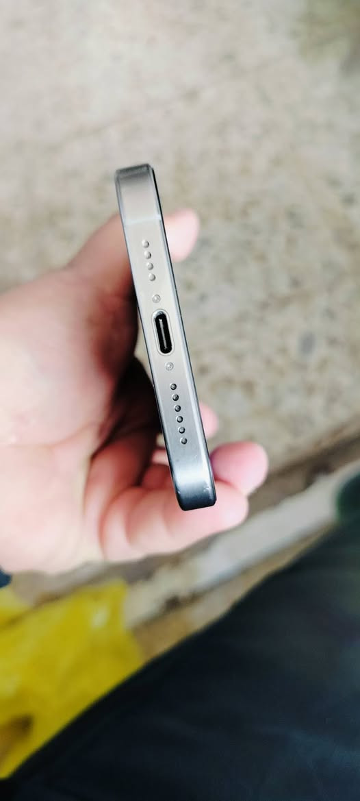 ايفون 15 برو ماكس ذ256 نموذج Mبطاريه 89 مبدل شاشه تفصيخ ب725 الزعفرانيه ***********
