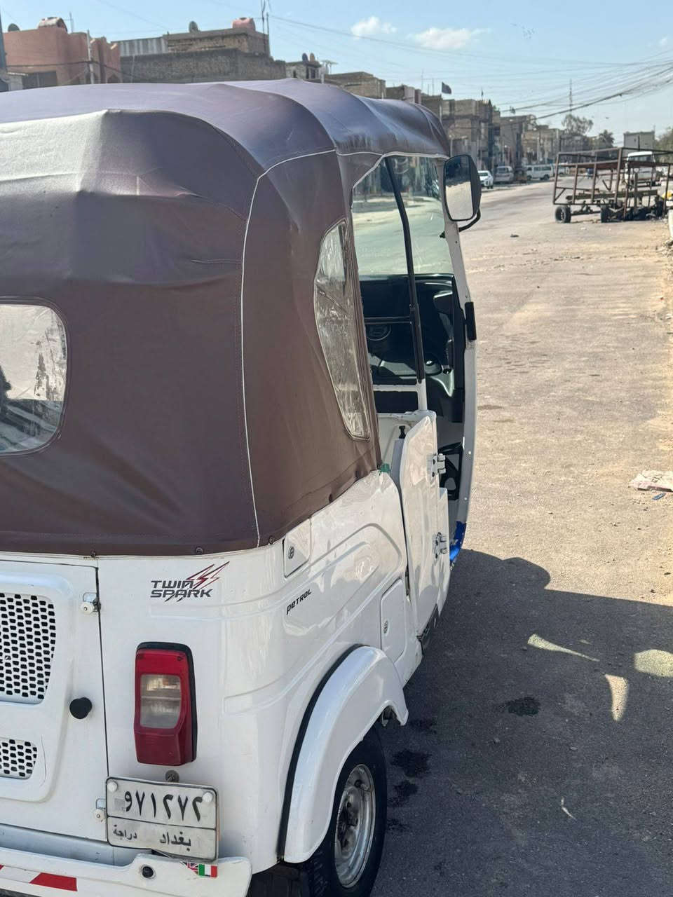 سلام عليكم 
تكتك للبيع موديل 22 
مكاني مدينه الصدر 
***********
