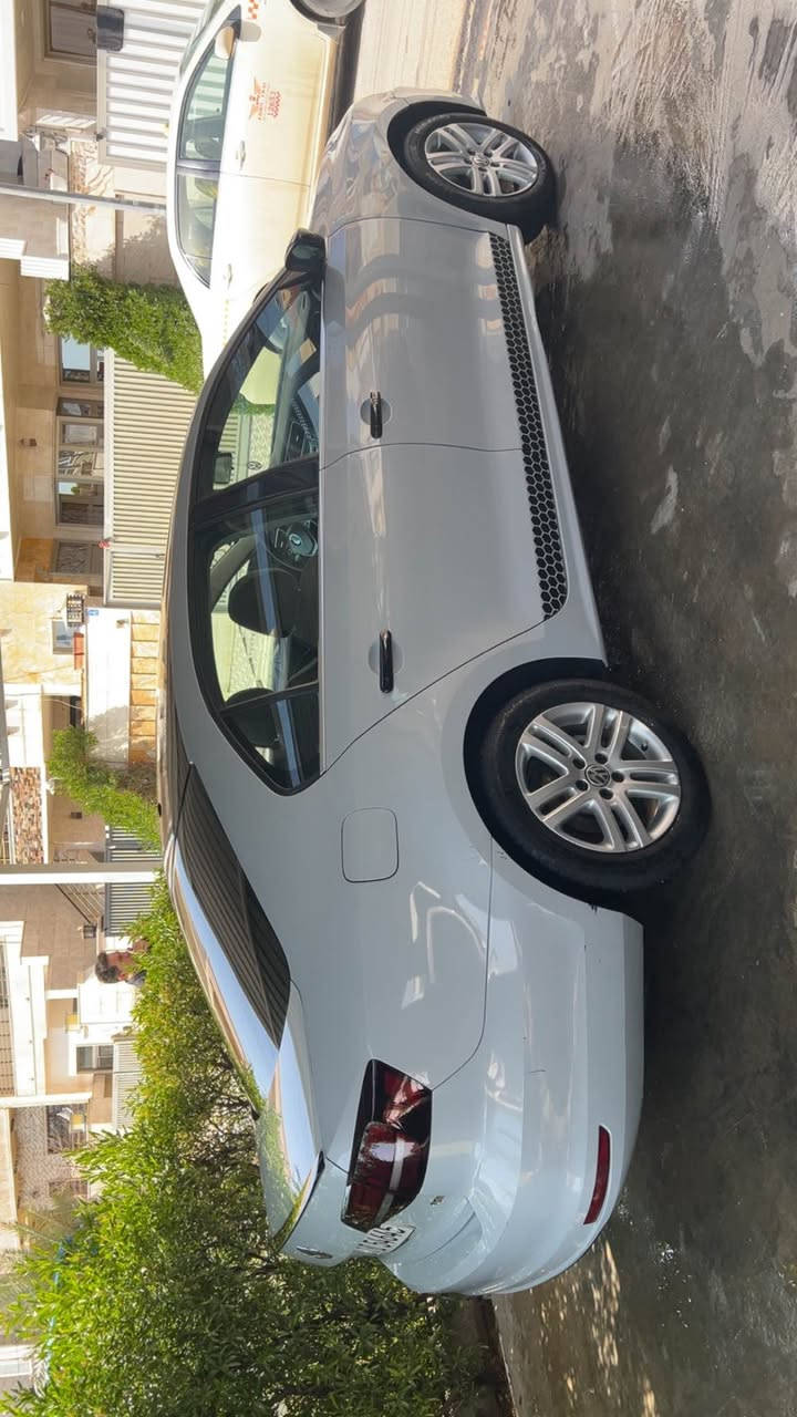 جيتا ٢٠١٧
ره نگي. سمنتي
مواسفات.  لايت. ليد.   ڤوليم. شاشه كاميرا
سبوخ. ده رگاو.  جاملخي. پيشي.  سبوخه.  دوسه
تزره كي. غفيفي. هيه
سياره كه جايزه.  تازه هه زه ي. بو. كراوه هموشتي. نويه.  
 گيرو. مكينه.  تبريدو. توندو. تولي. بشرت 
112$ مجاليكي. كه م
***********
گورينوه ش. دكم. گر. سياريك. بدلبي أربيل, العراق
