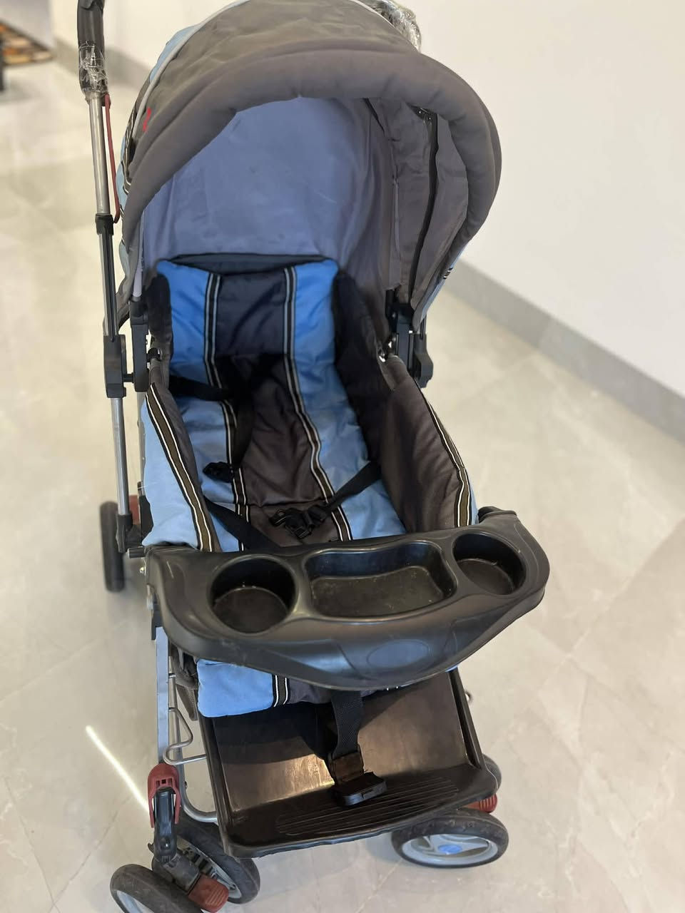 عربانة اطفال للبيع السعر 75 وبيها مجال بسيط


**إذا كنت صاحب هذا الإعلان وتريد حذفه لأي سبب، رجاءا أرسل رسالة إلى الدعم الفني**