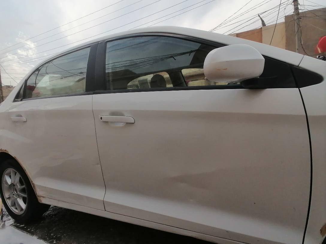 شيري فلاوين ٢
مديل 2011 رقم نجف 
مكينة وكير وتبريد مكفولات وبلاديات
مكفولة من الضربة والصبغ والفتح والتبديل
بيها جراد بالقمارة
دواخل كهربائيات تحكم مري على وضع البلاد
السيارة بيها شخط وخياسات بالدور مال الجالغ
مثل ما موضح بالصور مكان السيارة نجف حي المكرمة
  ***********
سعر 38 وبيها مجال النجف, العراق
