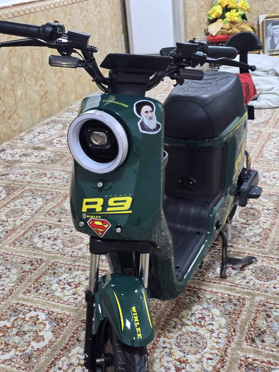 دراجه شحن للبيع 
خمسه باتري
بصمه سويج تشغيل عن بعد وكارت تشغيل 
شاشه لد 
الرقم ***********
السعر خااص
