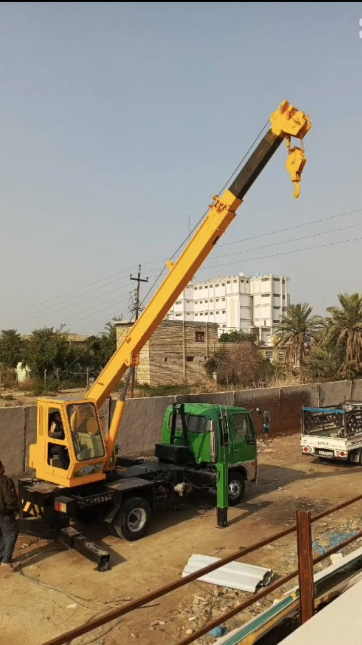 السلام عليكم
كرين للبيع (7) طن
‏‪***********‬‏
