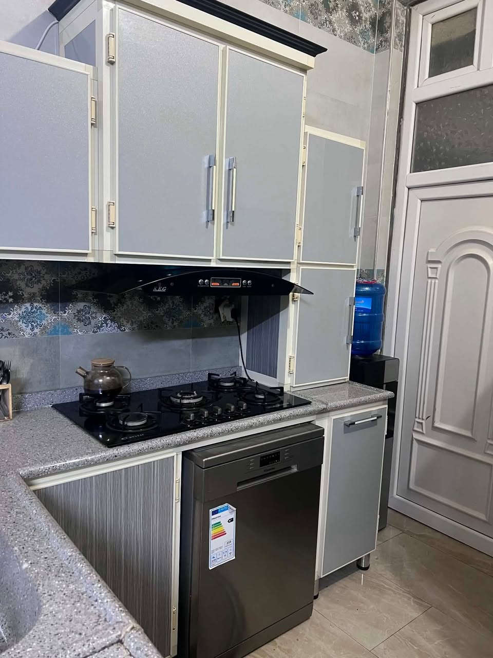 للبيع كاونتر كامل مع سنك وطباخ حديث السعر مليون وربع وبيه مجال العنوان الفلوجه


**إذا كنت صاحب هذا الإعلان وتريد حذفه لأي سبب، رجاءا أرسل رسالة إلى الدعم الفني**