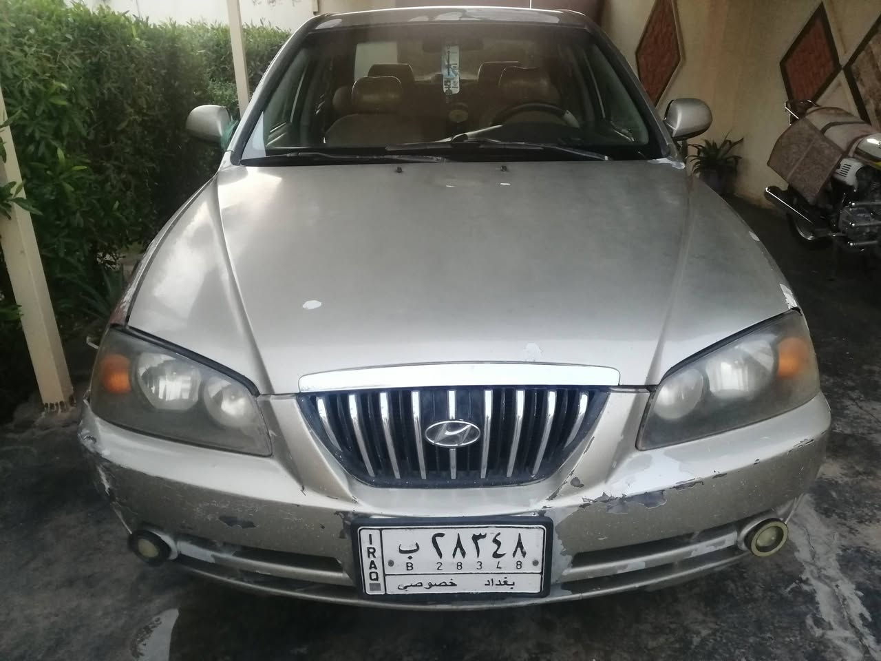 سيارة الانترة 2005سنوية نافذة صار 3اشهر تبريد شغال الكهربائية كلهة شغالة صندوك واربع بوب شغالة حجم المكينة الفين بيهة ضربة بلجامرلق وارد امريكي الخلفي ولامامي ضربة بجهة السايق بس بدون دواخل  والسعر 67وبيهة مجال ***********
