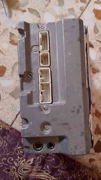 مسجل سياره كورله  او نحله موديل 2006 له 2010 بلادي اصلي شغال راديون اواكس وبلاتوث وقرص مكاني حله جسر الهنود سعره 25 الف اتصل فقط واتساب 🟢 *********** متواجد
