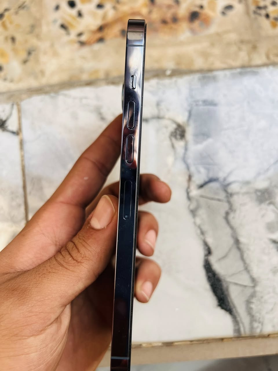 السلام عليكم 
ايفون 13 برو ماكس امريكي كامل ملحقاته للبيع
لون بحري 
النظافة 100
الذاكرة 256
البطاريه 91
جهاز وتر بروف كفالة ممبدل بي اي شي وكاله


**إذا كنت صاحب هذا الإعلان وتريد حذفه لأي سبب، رجاءا أرسل رسالة إلى الدعم الفني**