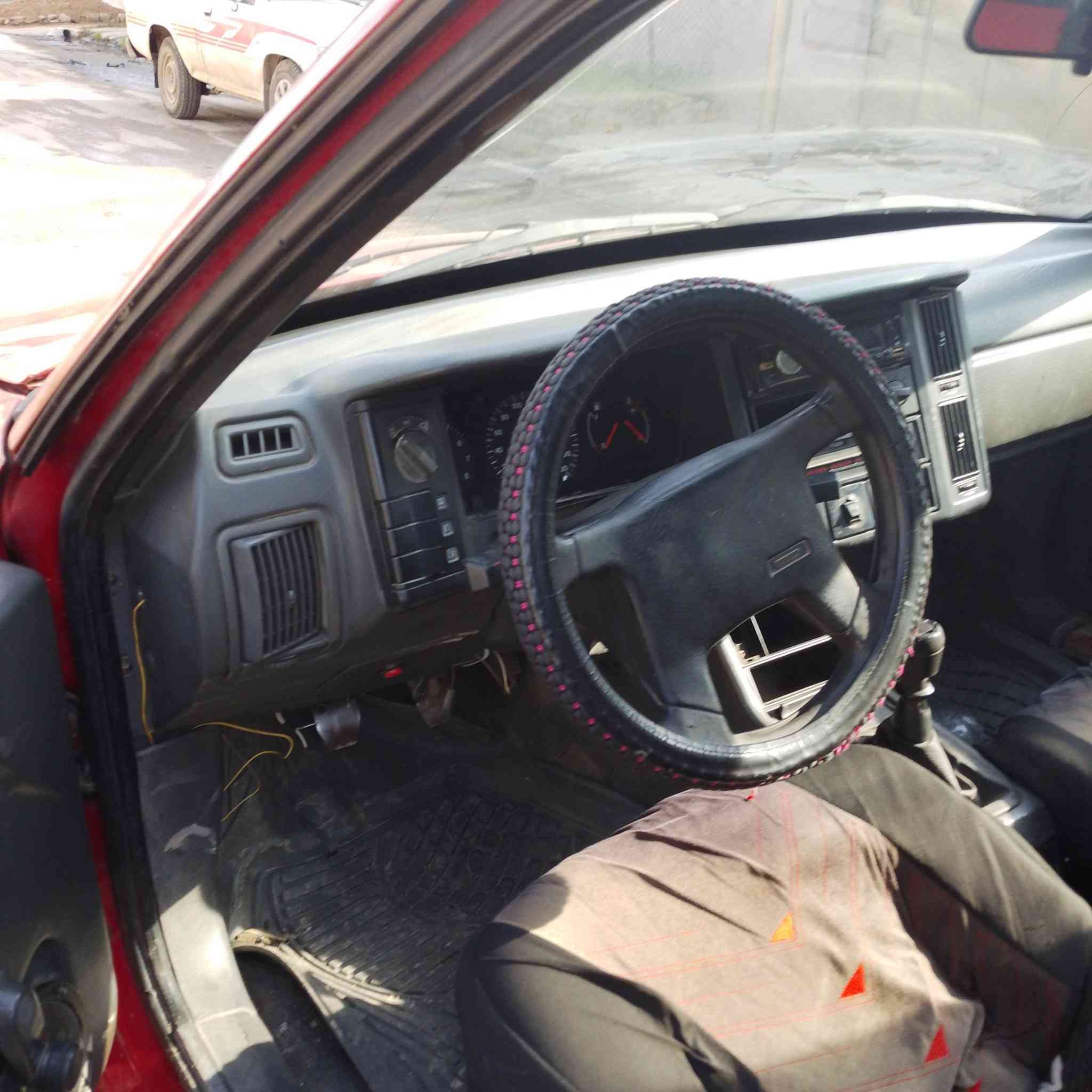 فالفو للبيع رقم نينوى الماني سنوية عظم شرط الوكالة و التحويل من الشرعي حجم 440 كابون بنزين بيها 
سعر 20وبيها مجال مكان موصل الأيسر
***********
