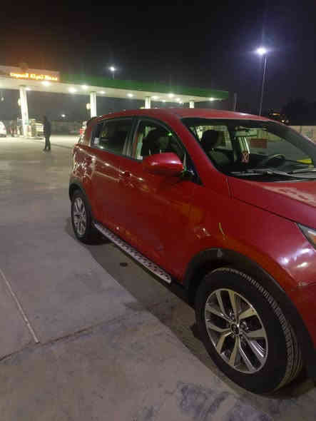 سلام عليكم سبورتج 2015 سياره نضيفه وحلوه وماناقصها شي وارد امريكي حادث جاملغ الايمن فقط مصلح مامبدل
السياره احلى من الصور بهواي  ماشيه 90 البنيد اثر جراد كير مكينه مكفول رقم بغداد بسمي السعر 140 وبيها مجال . مكلف بلنشر  ***********
