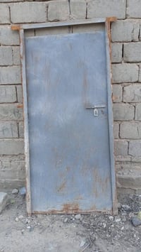 باب حديد • ثقيل • طريق ابو الجاسم