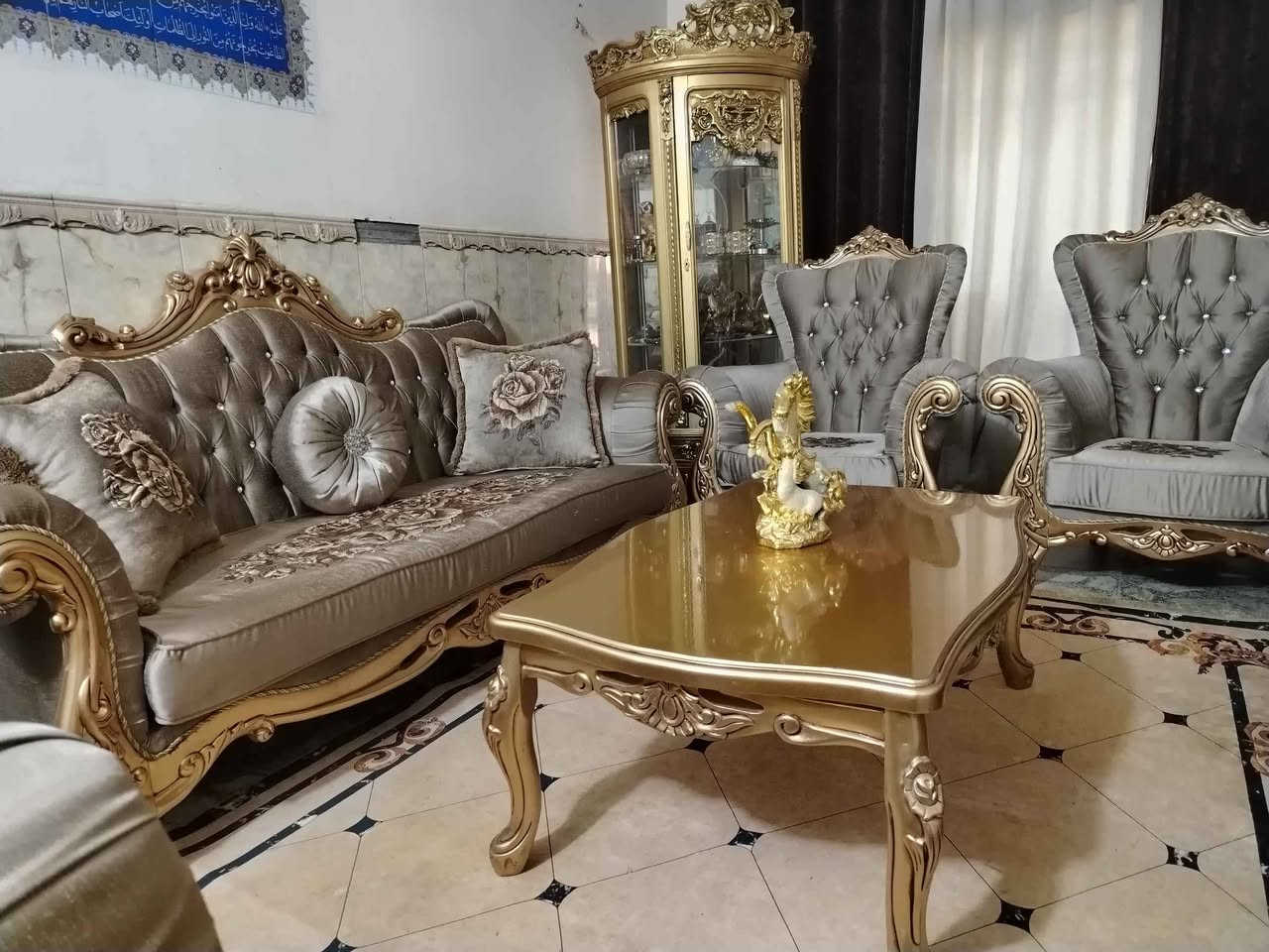 تخم زان تركي اخو جديد عشر مقاعد مع طبله وسطيه للاستفسار *********** بغداد, العراق
